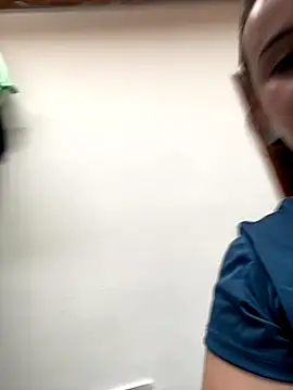 Snapshot of Im_Amelia chatting on November 6, 2025, 12:39 pm Im Amelia online show from November 6, 2025, 12:39 pm