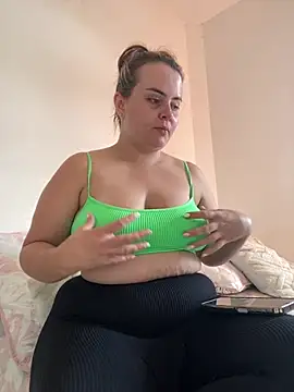 Snapshot of Im_Amelia chatting on March 3, 2026, 9:21 pm Im Amelia online show from March 3, 2026, 9:21 pm