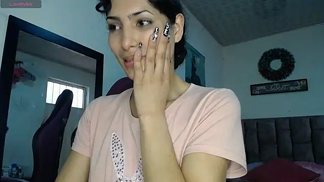 Snapshot of Lanna_hott_ chatting on March 5, 2026, 4:14 pm Lanna hott online show from March 5, 2026, 4:14 pm