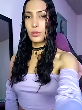 Snapshot of Lanna_hott_ chatting on March 19, 2026, 7:18 pm Lanna hott online show from March 19, 2026, 7:18 pm