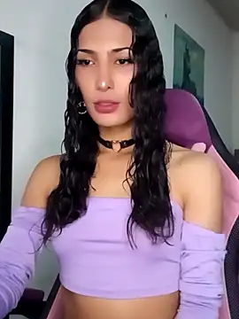 Snapshot of Lanna_hott_ chatting on April 15, 2026, 7:58 pm Lanna hott online show from April 15, 2026, 7:58 pm
