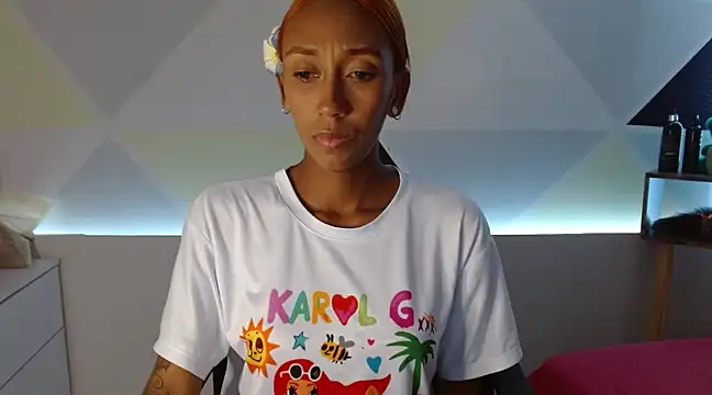 ZashaRomero online show from March 12, 2025, 10:39 pm