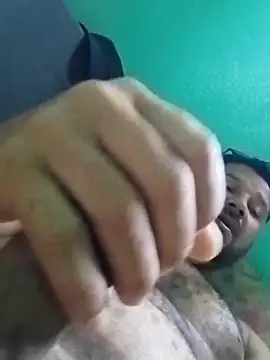 douglasafado69 online show from April 4, 2026, 5:21 pm