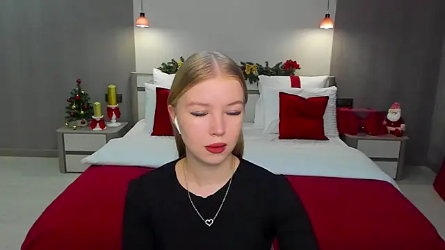 shy  lady online show from December 2, 2024, 11:45 am