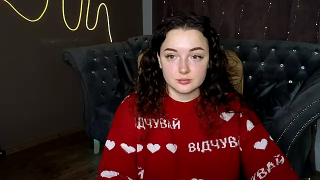 GloriNichols online show from January 12, 2025, 6:28 am