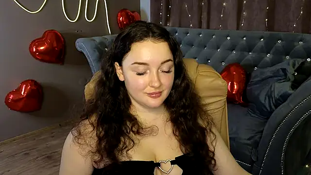 GloriNichols online show from February 3, 2025, 9:41 am