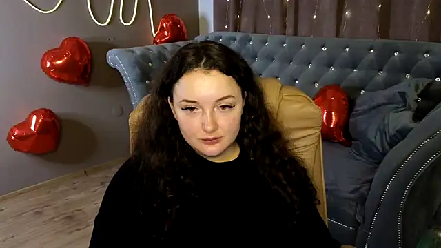 GloriNichols online show from February 6, 2025, 3:41 pm