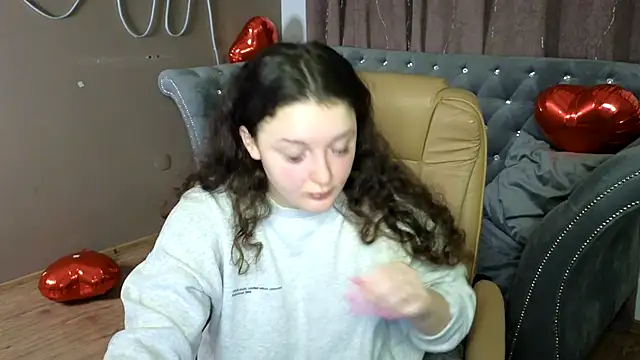 GloriNichols online show from March 10, 2025, 6:05 am