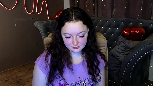 GloriNichols online show from March 17, 2025, 7:02 am