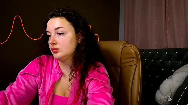 GloriNichols online show from September 20, 2025, 5:08 am