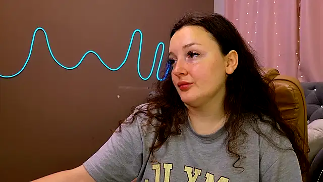 GloriNichols online show from October 5, 2025, 7:17 am