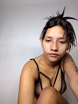 FerneyManti online show from December 17, 2025, 3:40 pm