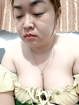 VyOanh2K online show from November 12, 2025, 3:56 pm