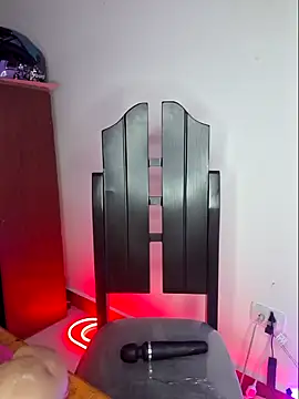 Snapshot of Aria_Bennett21 chatting on December 7, 2024, 6:59 pm Aria Bennett21 online show from December 7, 2024, 6:59 pm