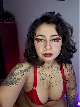 Snapshot of Aria_Bennett21 chatting on December 13, 2024, 1:55 pm Aria Bennett21 online show from December 13, 2024, 1:55 pm