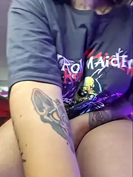 Snapshot of Aria_Bennett21 chatting on December 16, 2024, 2:47 am Aria Bennett21 online show from December 16, 2024, 2:47 am