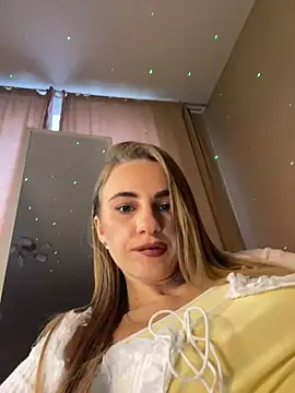 GraceTorrez online show from October 15, 2025, 4:45 am