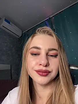 GraceTorrez online show from December 15, 2025, 7:51 pm