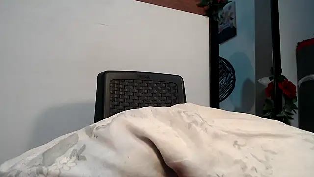 KristalTsXXX online show from September 29, 2025, 9:30 pm