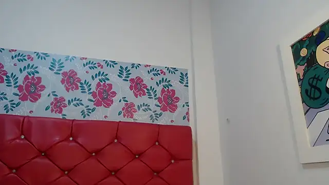 KristalTsXXX online show from October 10, 2025, 9:25 pm