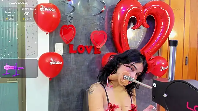 Snapshot of zyle_boobs chatting on February 14, 2025, 4:37 am zyle boobs online show from February 14, 2025, 4:37 am
