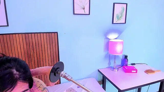 Snapshot of zyle_boobs chatting on October 30, 2025, 12:50 pm zyle boobs online show from October 30, 2025, 12:50 pm