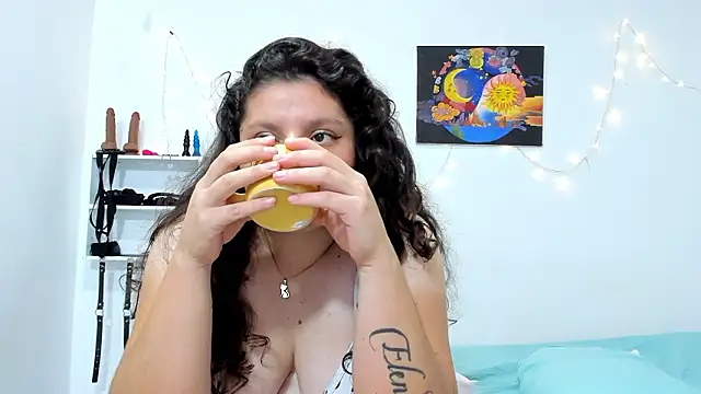 Karol IsabelCouple online show from February 2, 2026, 3:49 am