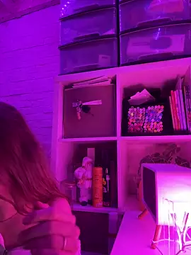 Snapshot of sophiamlf chatting on December 17, 2025, 10:16 pm sophiamlf online show from December 17, 2025, 10:16 pm