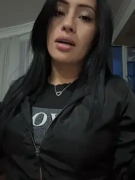 Snapshot of Sara_luna_ chatting on January 11, 2025, 11:24 pm Sara luna  online show from January 11, 2025, 11:24 pm