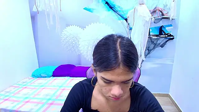 DEMI LEED online show from October 24, 2025, 11:06 am