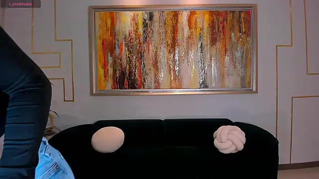 AbbyDalton online show from October 17, 2025, 7:05 pm