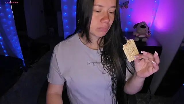 milysauria1 online show from September 16, 2025, 9:21 am