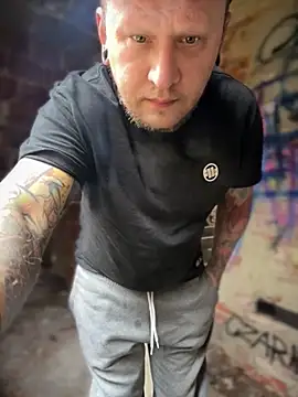 Snapshot of PierreNaked89 chatting on November 9, 2025, 11:08 am PierreNaked89 online show from November 9, 2025, 11:08 am