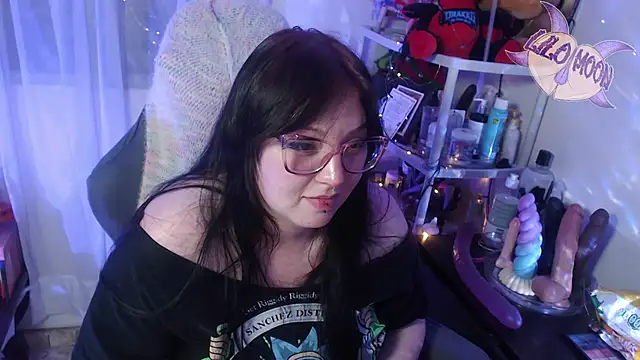 Snapshot of LiloMoon69 chatting on March 6, 2025, 6:41 am LiloMoon69 online show from March 6, 2025, 6:41 am