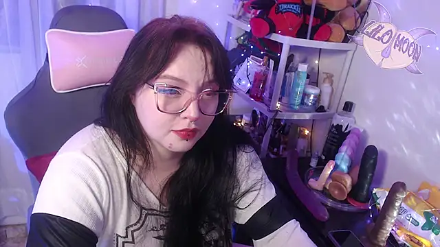 Snapshot of LiloMoon69 chatting on March 10, 2025, 4:07 am LiloMoon69 online show from March 10, 2025, 4:07 am