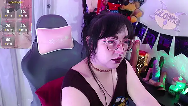 Snapshot of LiloMoon69 chatting on October 22, 2025, 1:55 pm LiloMoon69 online show from October 22, 2025, 1:55 pm