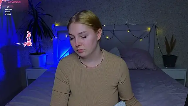 Snapshot of Catherine_River chatting on March 21, 2026, 3:59 pm Catherine River online show from March 21, 2026, 3:59 pm