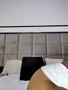 OliviaBurning online show from February 21, 2025, 1:44 am