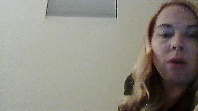 Snapshot of burrkitty chatting on December 21, 2025, 5:36 am burrkitty online show from December 21, 2025, 5:36 am