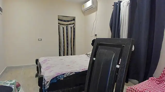 johan beley  online show from February 11, 2025, 1:30 pm