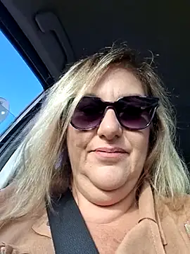 Snapshot of Mara-24 chatting on October 23, 2025, 7:07 am Mara-24 online show from October 23, 2025, 7:07 am