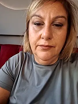 Snapshot of Mara-24 chatting on November 7, 2025, 12:49 pm Mara-24 online show from November 7, 2025, 12:49 pm