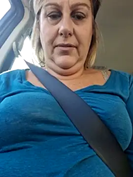 Snapshot of Mara-24 chatting on November 12, 2025, 9:53 am Mara-24 online show from November 12, 2025, 9:53 am