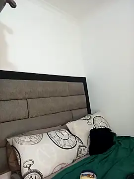 bigbootyboohle online show from February 20, 2025, 8:03 pm