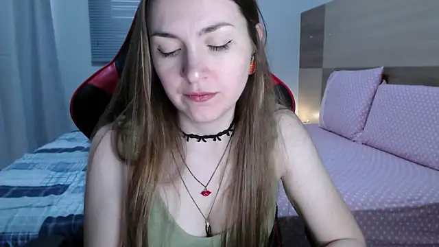 Snapshot of Naughty_Annn chatting on November 25, 2025, 5:57 pm Naughty Annn online show from November 25, 2025, 5:57 pm