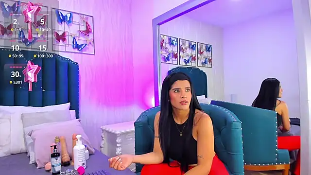 Snapshot of samara_warren chatting on January 5, 2025, 11:26 am samara warren online show from January 5, 2025, 11:26 am