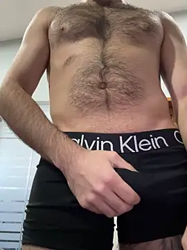 Snapshot of Wolff77 chatting on December 30, 2024, 5:34 pm Wolff77 online show from December 30, 2024, 5:34 pm