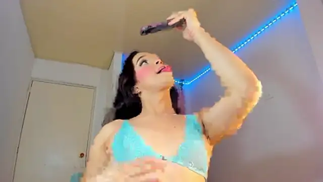 Snapshot of alexaryderr chatting on January 17, 2026, 3:33 am alexaryderr online show from January 17, 2026, 3:33 am