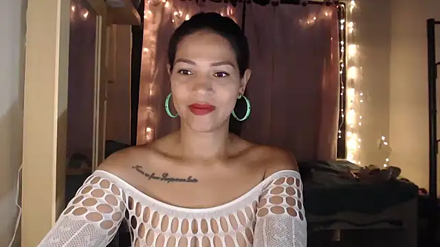 Snapshot of makennaa_ chatting on September 25, 2025, 9:35 am makennaa online show from September 25, 2025, 9:35 am