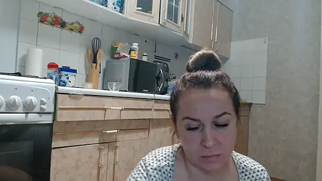 Vika  online show from February 2, 2025, 1:55 am